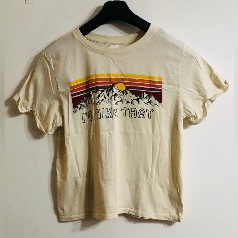 Messy Buns Lazy Days women’s crop top I’D Hike That sun graphic yellow.L